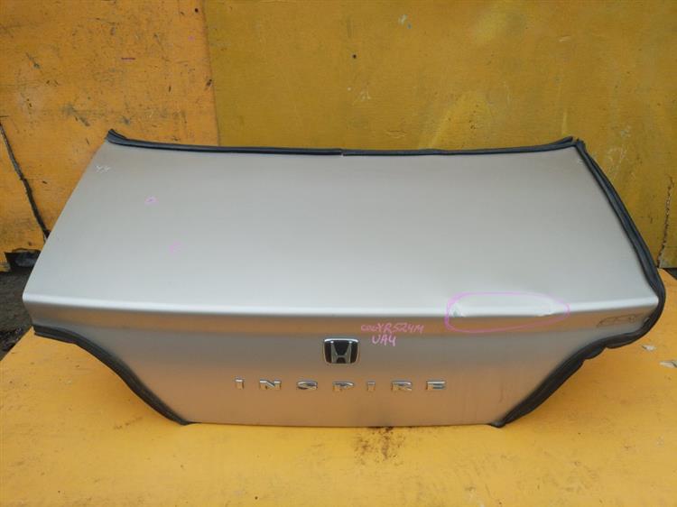 Крышка багажника Хонда Инспаер в Уренгое 555121